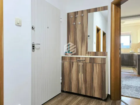 Izdavanje, dvosoban stan, 76m², Stari Aerodrom, Podgorica - image 19