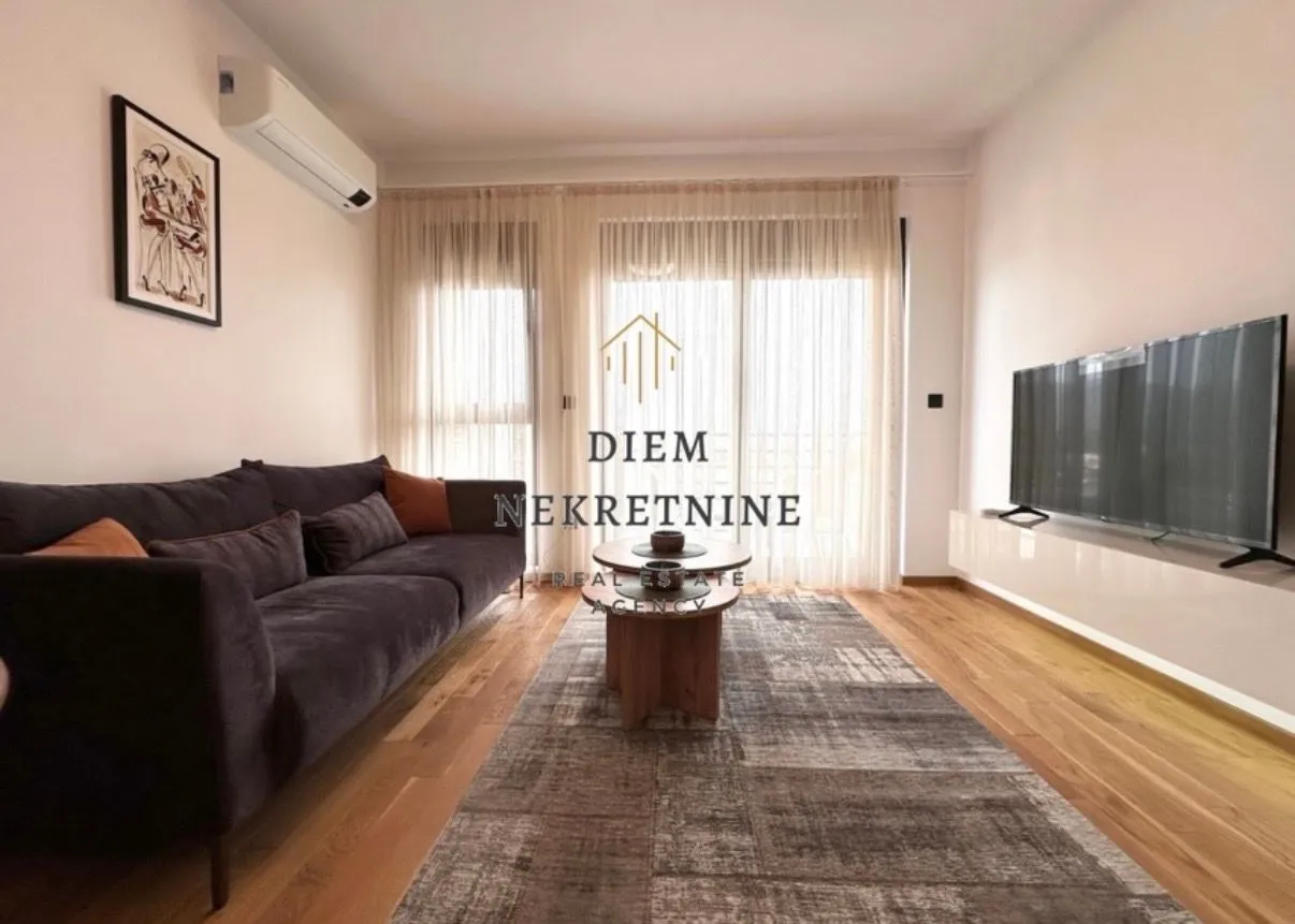 Izdavanje, jednosoban stan, 45m², Gorica C, Podgorica