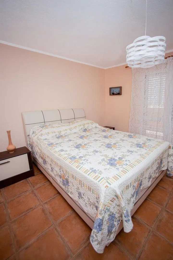 Sale, house, 300m², Krimovica, Kotor