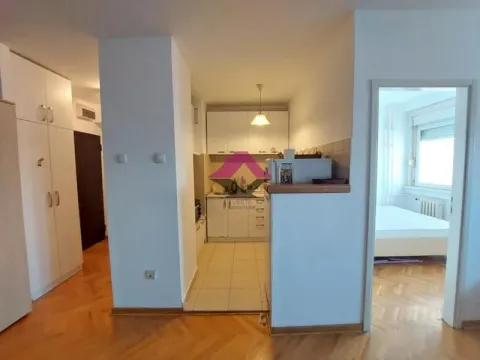 Izdavanje, jednosoban stan, 39m², Palilulska Pijaca, Palilula Sve Podlokacije - image 8