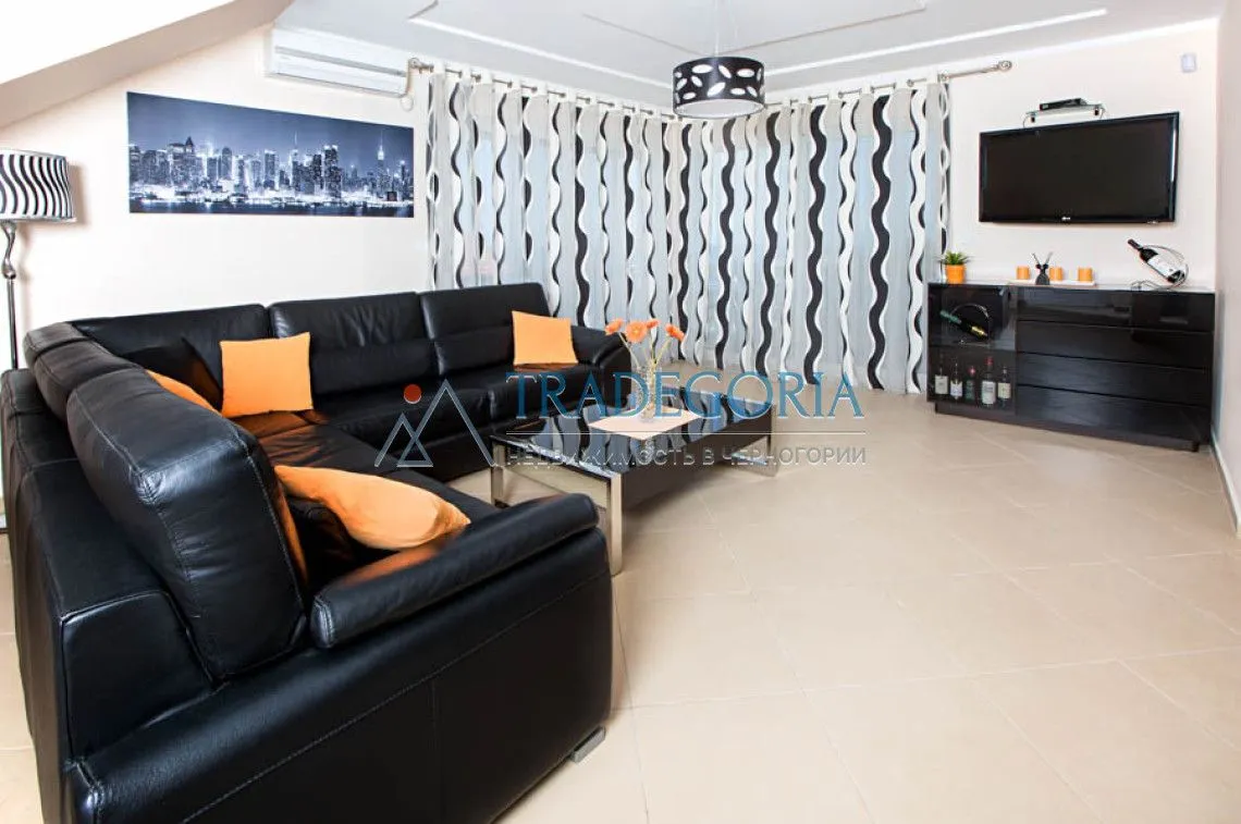 Prodaja, kuća, 250m², Utjeha, Ulcinj
