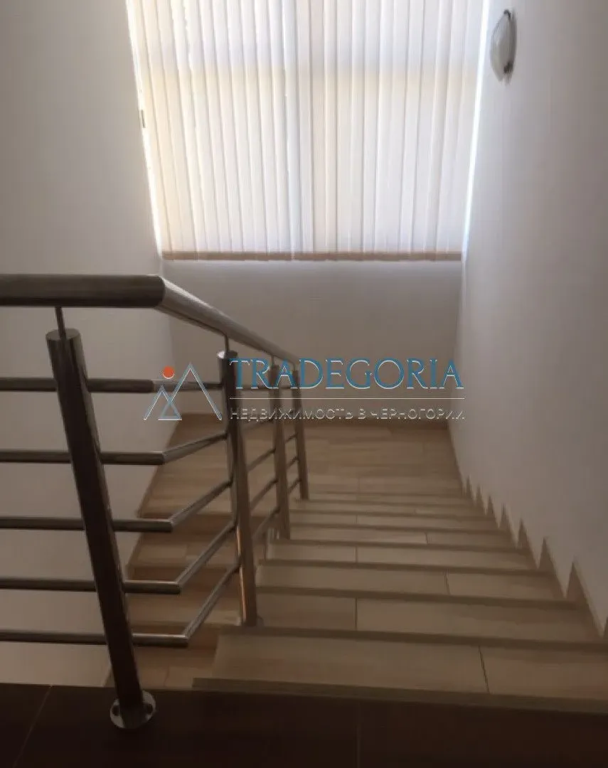 Prodaja, kuća, 230m², Bar, Crna Gora