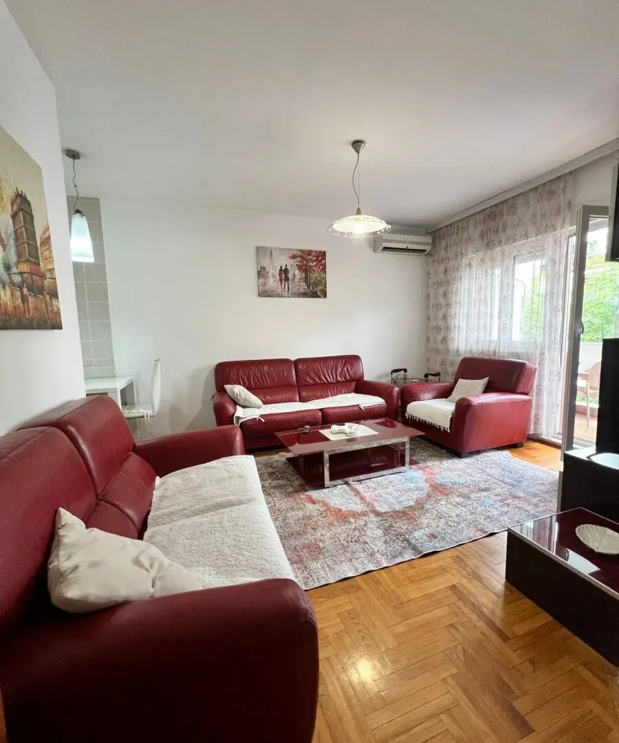 Izdavanje, dvosoban stan, 60m², Preko Morače, Podgorica