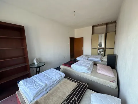 Rent, house, 140m², Farmaci, Podgorica - image 19