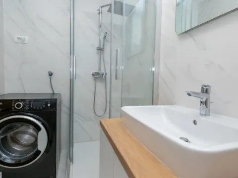 Izdavanje, dvosoban stan, 75m², City Kvart, Podgorica - image 6