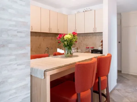 Prodaja, dvosoban stan, 55m², Tivat, Crna Gora - image 4