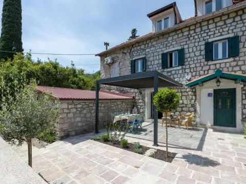 Prodaja,  kuća, 92m2, Đurići, Herceg Novi