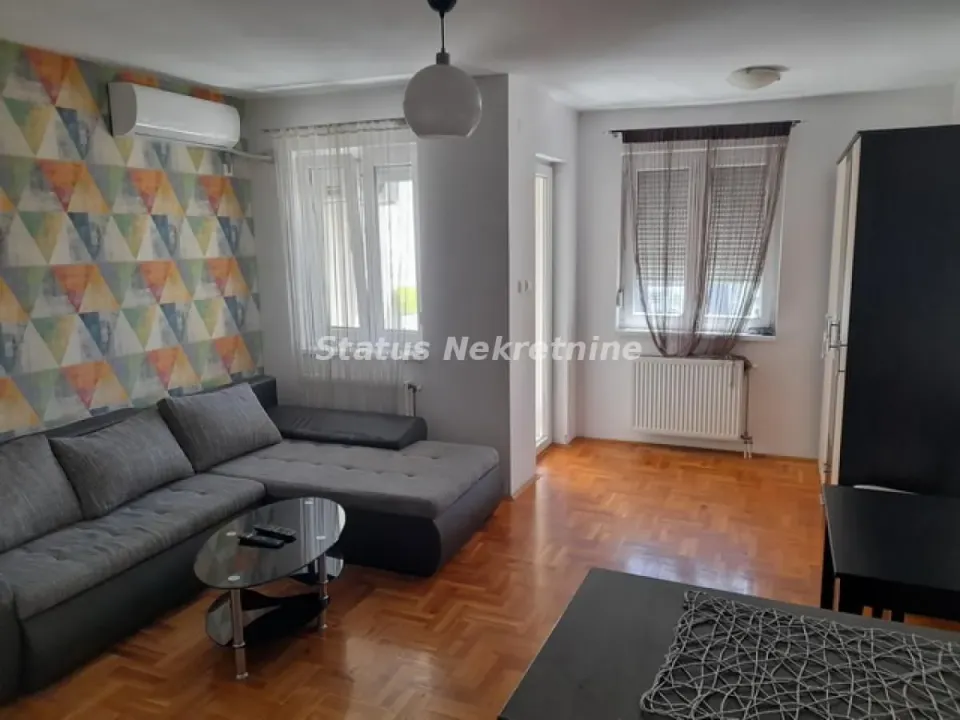 Rent, studio apartment, 28m², Novo naselje, Novi Sad