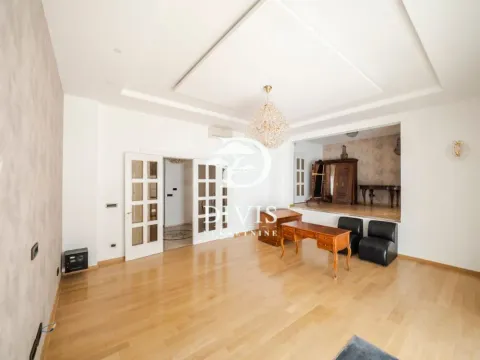 Rent, house, 450m², Banovo Brdo, Beograd - image 5