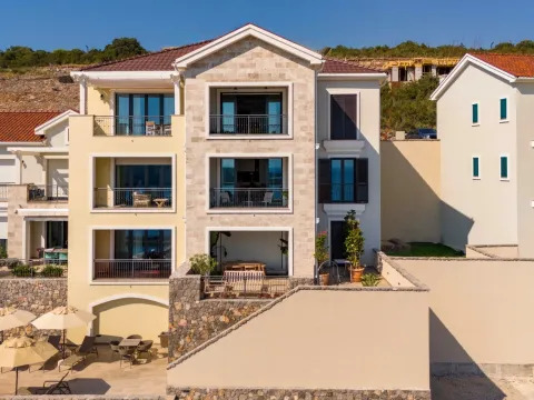 Prodaja, dvosoban stan, 104m², Luštica Bay, Tivat - image 16