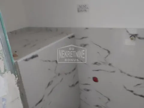 Prodaja, trosoban stan, 76m², Centar, Subotica - image 6