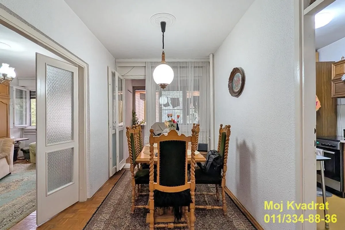 Prodaja, trosoban stan, 95m², Brace Jerković, Voždovac Sve Podlokacije
