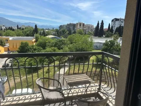Izdavanje, jednosoban stan, 48m², Ljubović, Podgorica - image 9