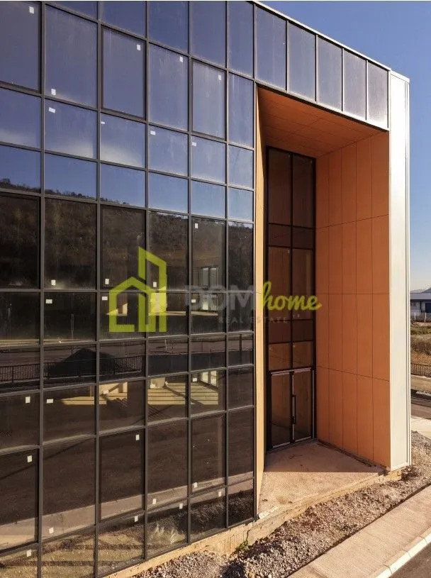 Sale, office space, 2500m², Mareza, Podgorica