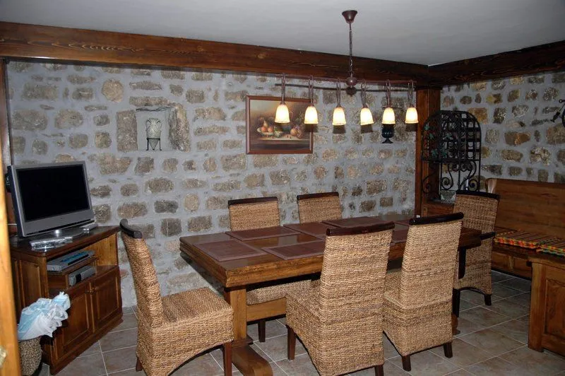 Sale, house, 100m², Rafailovići, Budva
