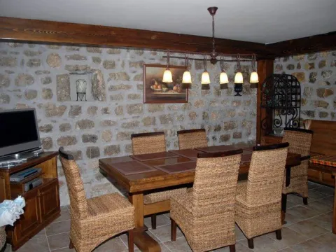 Sale, house, 100m², Rafailovići, Budva - image 3
