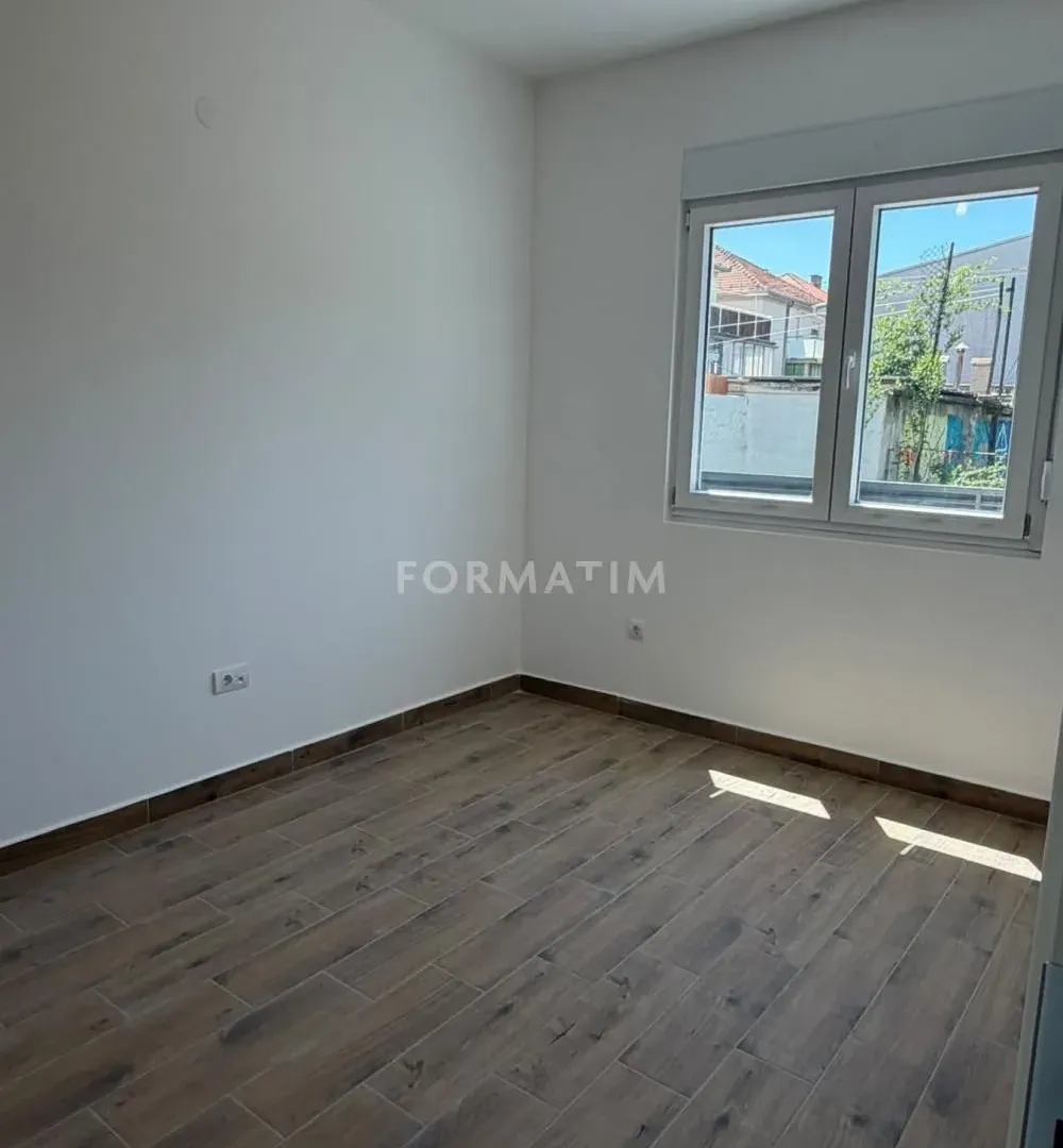 Prodaja, dvosoban stan, 55m², Zemun Novi Grad, Zemun Sve Podlokacije