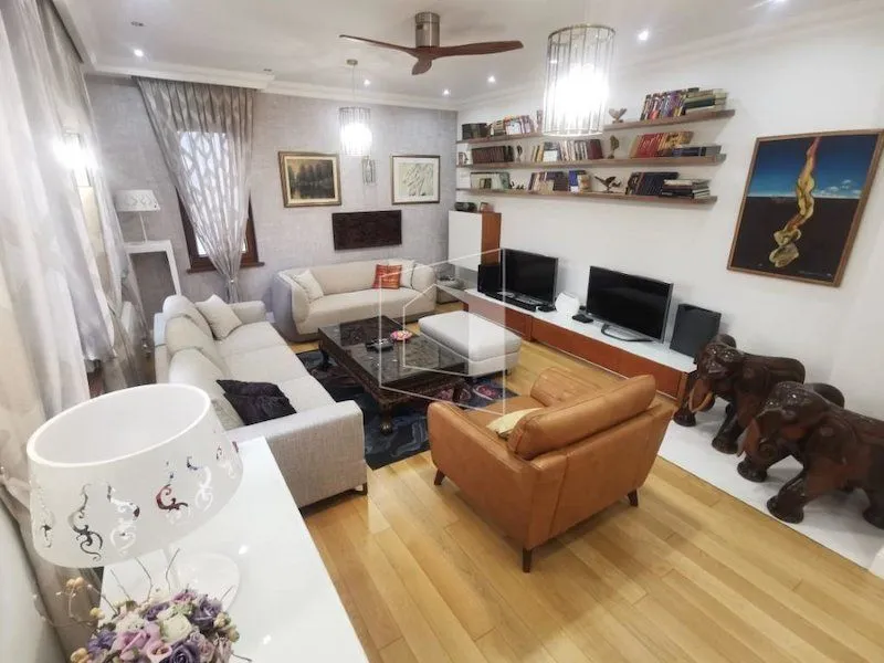 Sale, house, 180m², Podgorica, Crna Gora