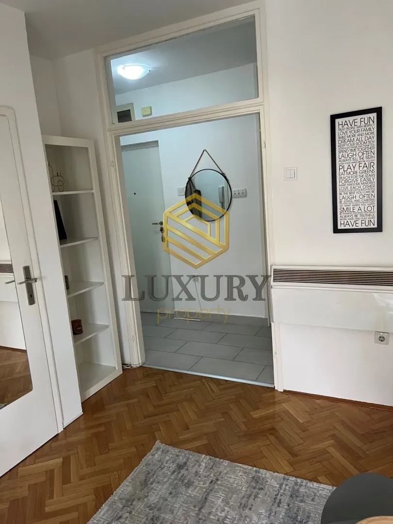 Rent, one bedroom apartment, 37m², Tološka šuma, Podgorica