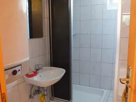 Prodaja, kuća, 107m², Bar, Crna Gora - image 14