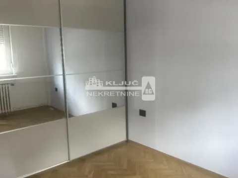 Izdavanje, dvosoban stan, 68m², Kalenić Pijaca, Vračar Sve Podlokacije - image 10