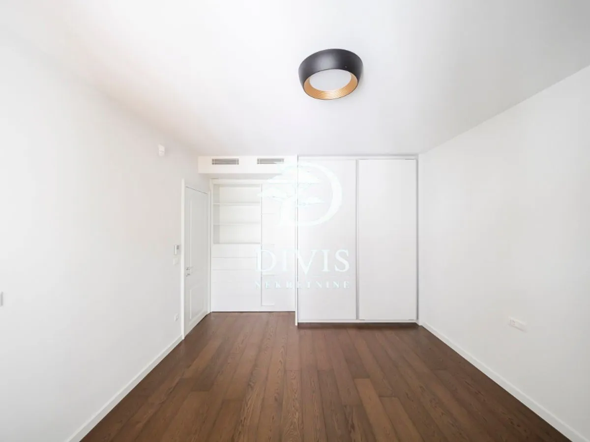 Rent, four bedroom apartment, 150m², Stari Grad, Beograd