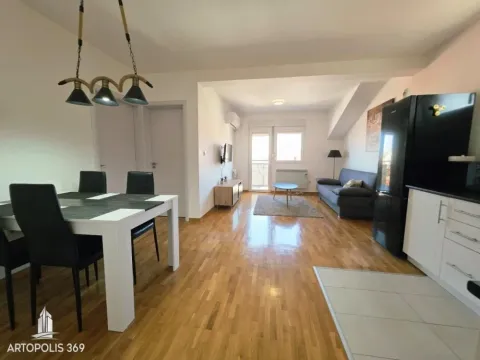Living room connected with the dining area and kitchen. - image 6