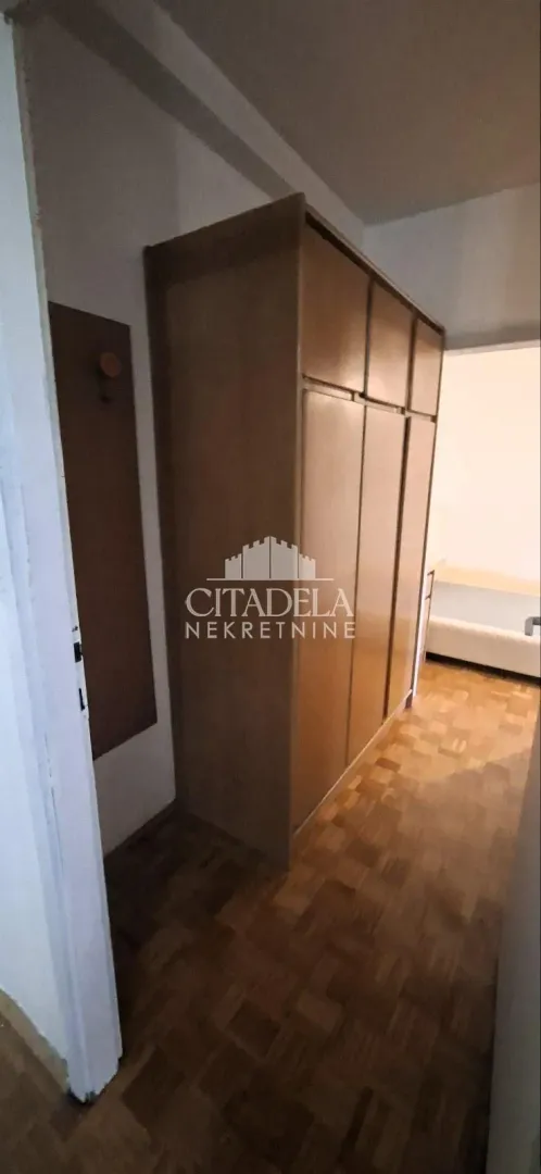 Prodaja, dvosoban stan, 57m², Vidikovački venac, Rakovica