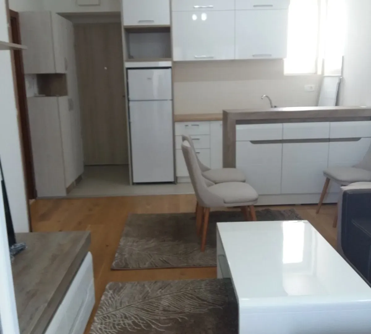Izdavanje, jednosoban stan, 40m², Stara Varoš, Podgorica