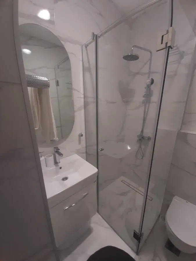Rent, two bedroom apartment, 65m², Dobrota, Kotor