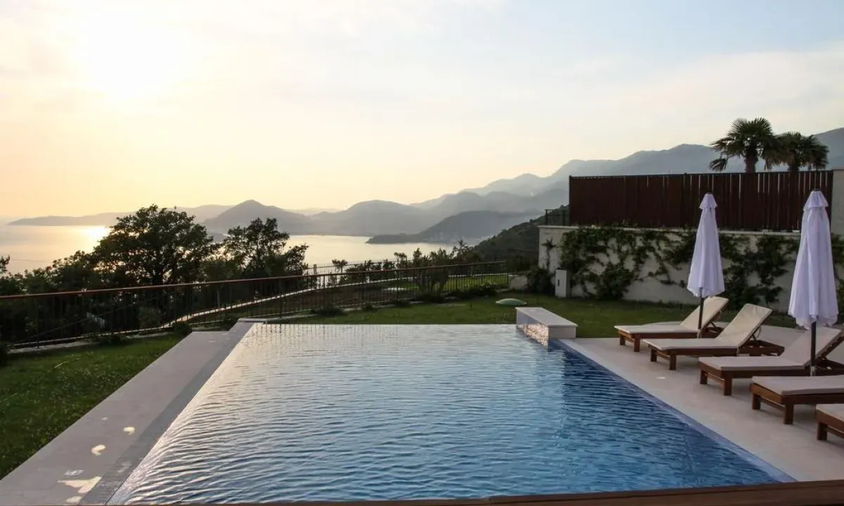 Sale, house, 600m², Blizikuće, Budva