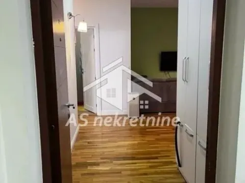 Izdavanje, stan, 65m², Tašmajdan, Palilula Sve Podlokacije - image 15