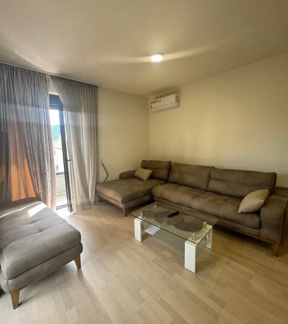 Sale, two bedroom apartment, 60m², Podkošljun, Budva