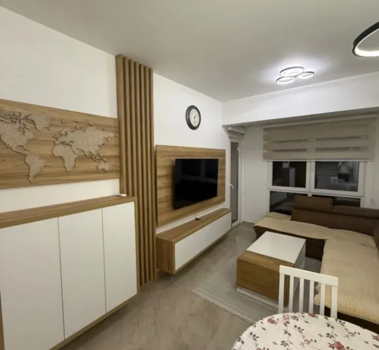 Prodaja, jednosoban stan, 50m², Šušanj, Bar