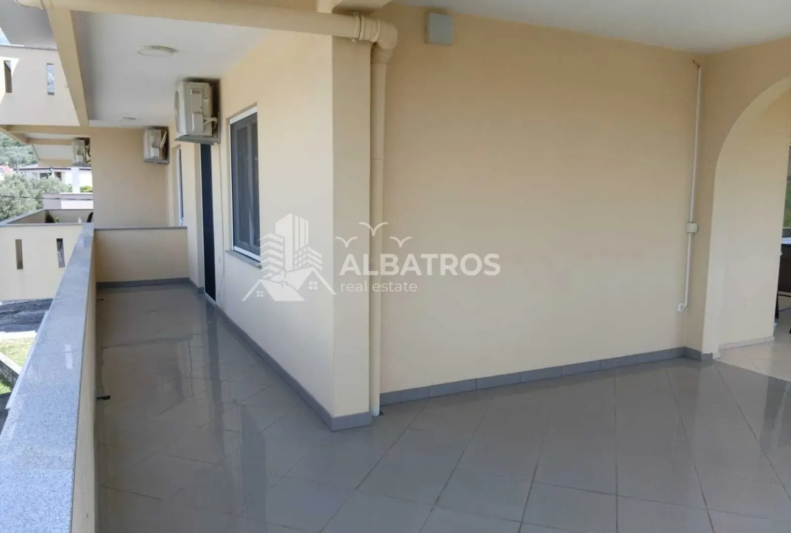 Rent, two bedroom apartment, 90m², Bar, Crna Gora