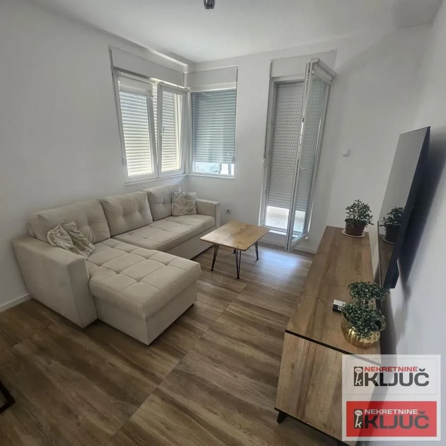 Izdavanje, dvosoban stan, 41m², Adice, Novi Sad Sve Podlokacije