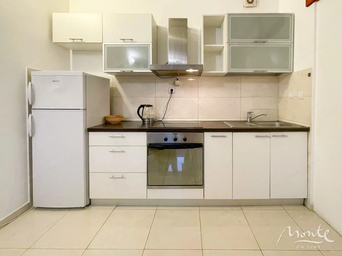 Prodaja, dvosoban stan, 83m², Igalo, Herceg Novi