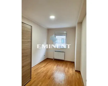 Izdavanje, trosoban stan, 67m², Lekino Brdo, Voždovac Sve Podlokacije - image 4
