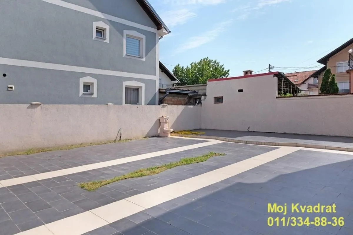 Sale, house, 340m², Zemun Sve Podlokacije, Beograd