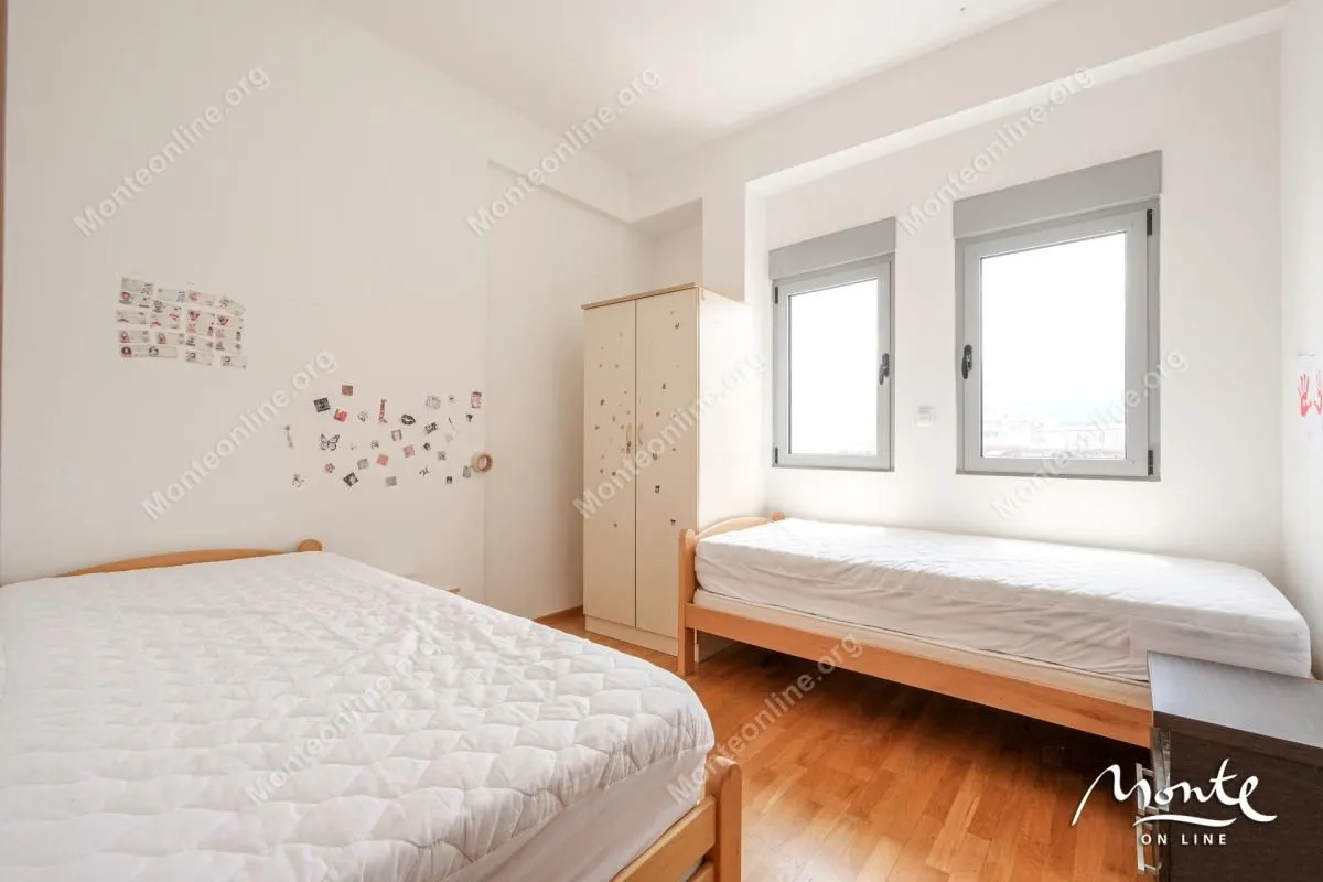 Sale, four bedroom apartment, 150m², Rozino, Budva