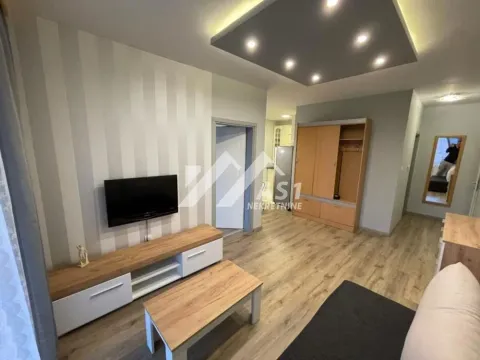 Izdavanje, dvosoban stan, 40m², Grbavica, Novi Sad Sve Podlokacije - image 2