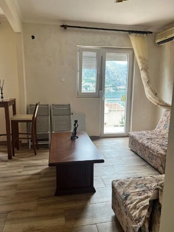 Prodaja, kuća, 172m², Muo, Kotor