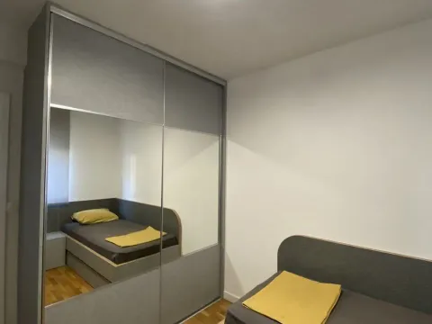 Izdavanje, dvosoban stan, 67m², Bečići, Budva - image 2