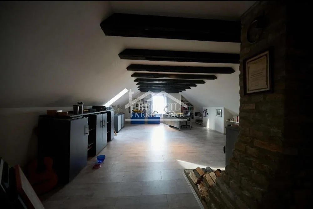 Prodaja, kuća, 304m², Kikinda, Srbija