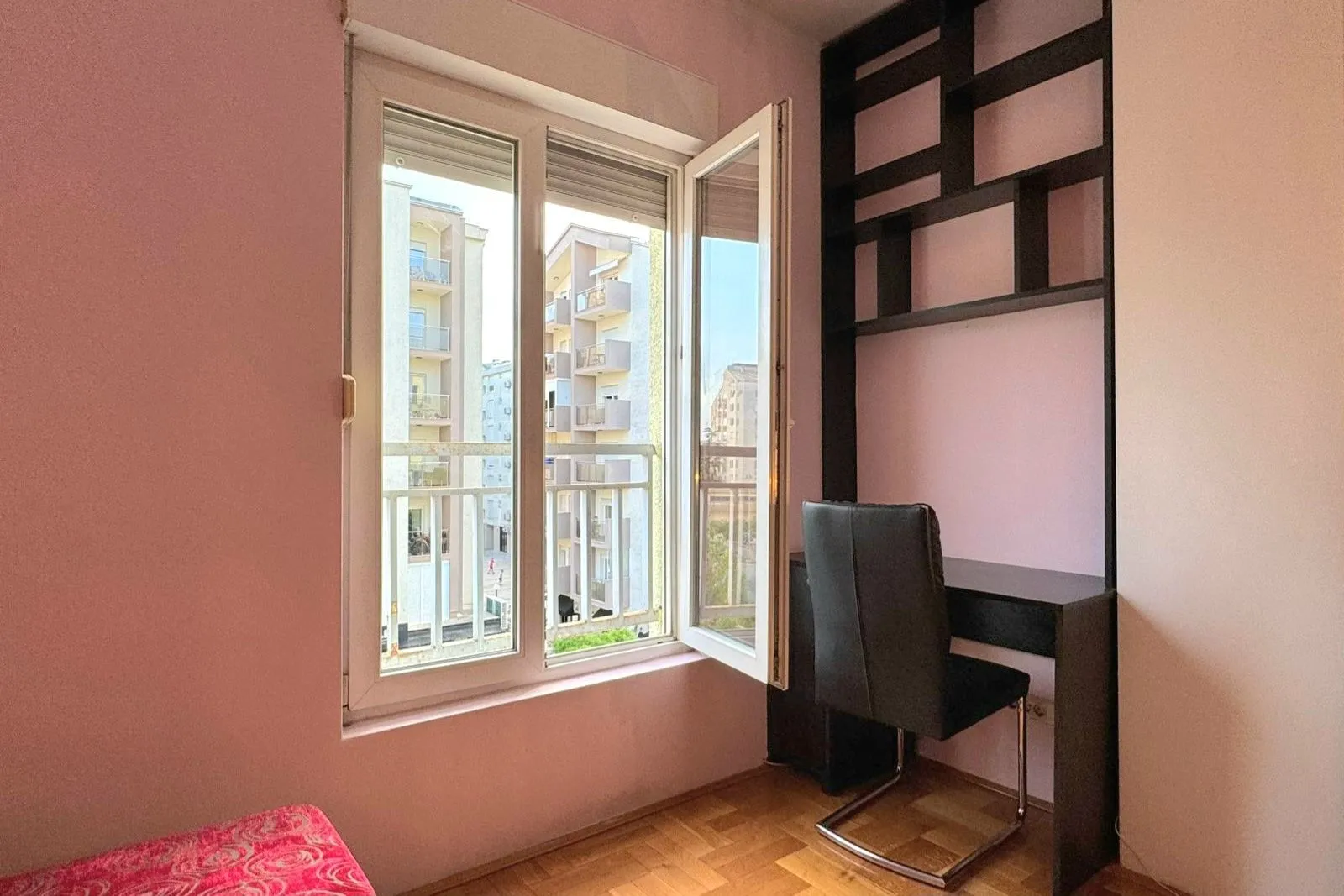 Rent, one bedroom apartment, 43m², Blok 9, Podgorica