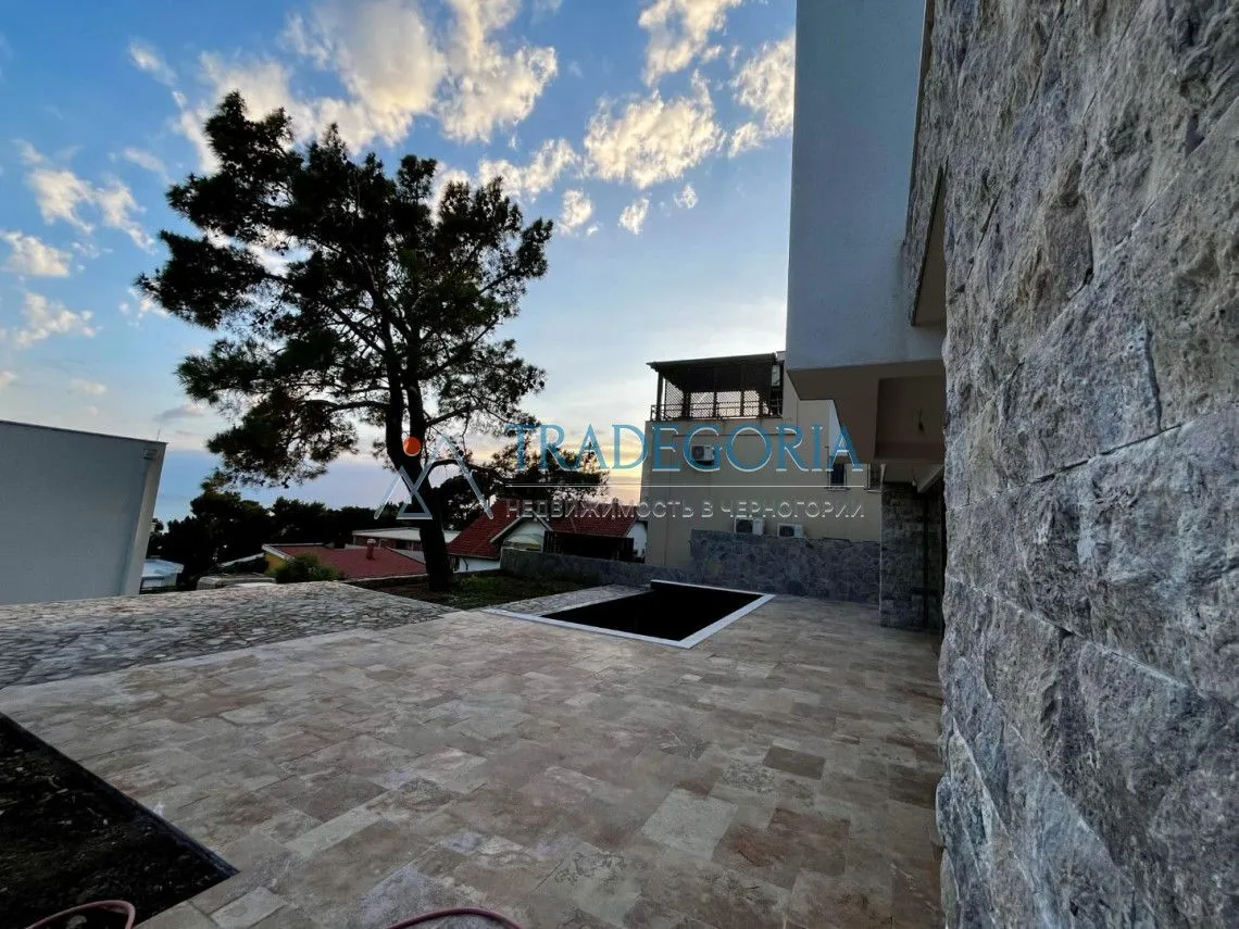 Prodaja, kuća, 292m², Bar, Crna Gora