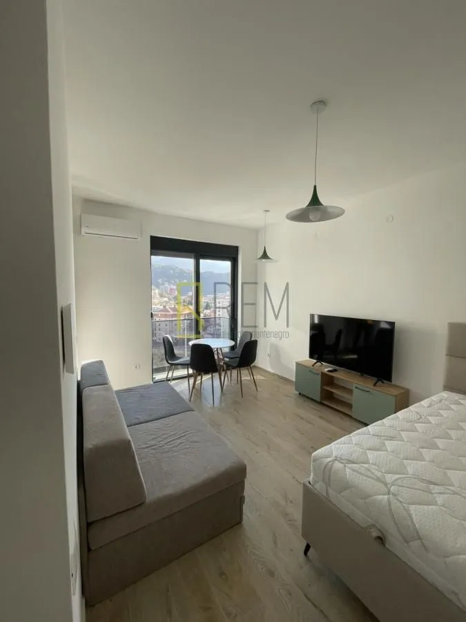 Prodaja, garsonjera, 26m², Bečići, Budva