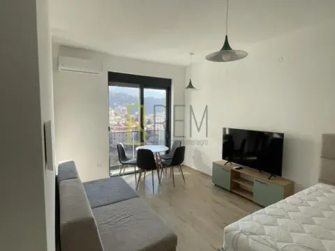 Prodaja, garsonjera, 26m², Bečići, Budva - image 1