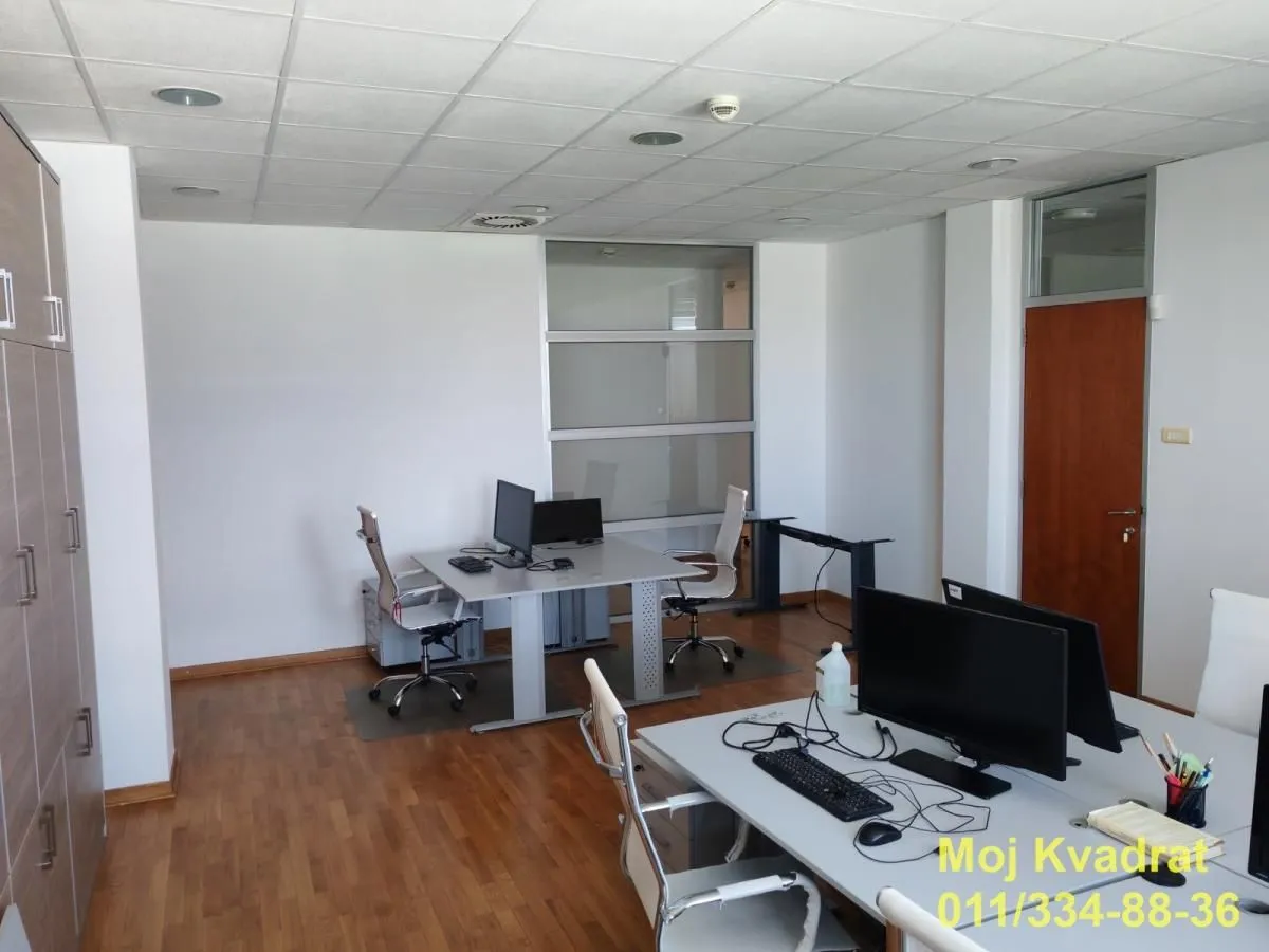 Rent, office space, 330m², Bezanijska Kosa 1, Bežanijska Kosa Sve Podlokacije