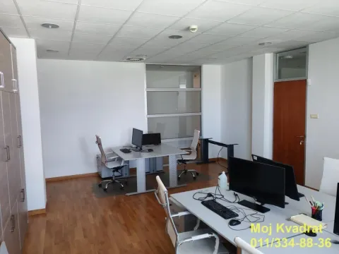 Rent, office space, 330m², Bezanijska Kosa 1, Bežanijska Kosa Sve Podlokacije - image 2